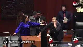 Wütende Demonstranten stürmen Senat in Mexiko