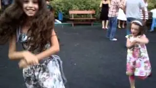 Танцы-шманцы