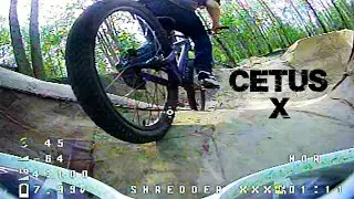 BETAFPV CETUS X chasing Dartmoor 26 Player on pump track | MTB FPV