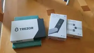 Which crypto hard wallet do u like better?
