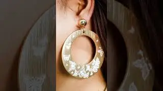 Discover the art of personalized jewelry with Aurora Lite laser marking machine.  #thunderlaser