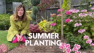 Planting A New Garden Space & A Week Of Garden Updates 🐝🥴🌺