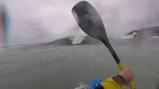 [Odd Vlog #4] Surfing and beatdowns on the ocean in a kayak!