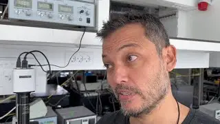Laserlys og fiberkabler i fremtidens bæredygtige internet. Med professor Leif Oxenløwe.