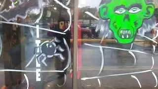HALLOWEEN WINDOW PAINTING