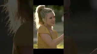 Kristen Bell has something to say to her therapist (or sing) 