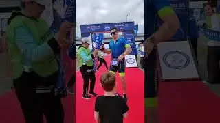 Финиш первого триатлона. Олимпийка Де-Фриз #триатлон #triathlon