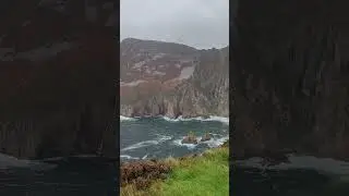 скалы Sliabh Liag Слив Лиг в Ирландии