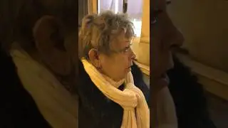 La réaction de la dame 😂