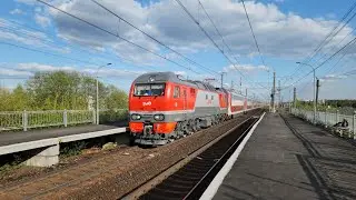 свежий ЭП2К-466 с поездом №160 Москва-Петрозаводск | Алабушево