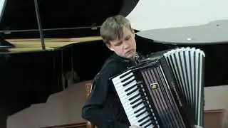Юра - финальный концерт в музыкальной школе. 12.05.2022