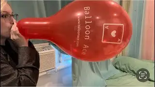 Blowing up a 14’’ Belbal Balloon until it POPS! 💥