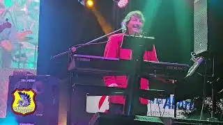 Los Mier - Hoy vi a Santa Claus besar a mamá