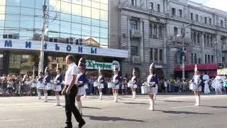 Парад уличных театров в Воронеже