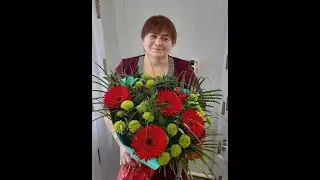 Гомер юлларың гөлләргә, чәчәкләргә күмелсен.