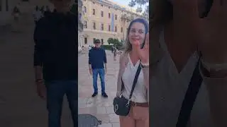 Arrivée de Michelle à Malaga - French Latino