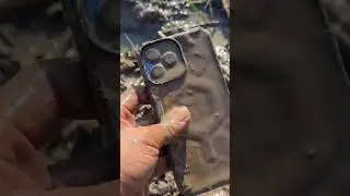 OMG 😱😂 I found the phone in the mud apple #iPhone15 #abandoned #apple #iphone #shorts