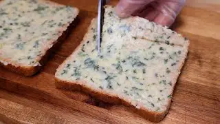I’ve never made such delicious and beautiful toast! Easy Garlic Honey Toast Recipe