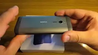 Nokia 230. Телефон, который выпускается с 2015 года.