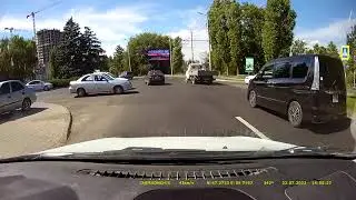 На скутере улетел с дороги