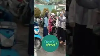 di KEPUNG banjir dadakan ( tiada jalan keluar)