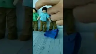 Order for Sandra: dollhouse dolls with removable clothes.