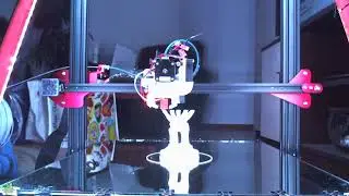 Skeletal Hand Stand holder for rings and bracelets - Timelapse