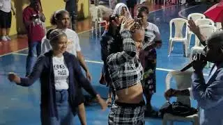 Julio Bardonado -tremendo bajo lluvia en la mina de oro de miche la gloria de Dios waooooooo