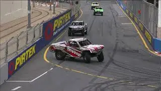 Monster Truck race - Jumping trucks - Beast trucks