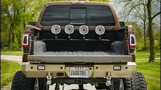 LOUDEST and CLEANEST Truck Stereo I Have EVER Heard