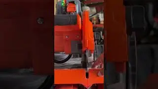IQTS244 cortando ceramica suave como cuchillo en mantequilla 