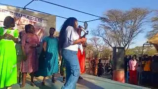 Dorcus Ngipuo: Wewe Ni Mungu
