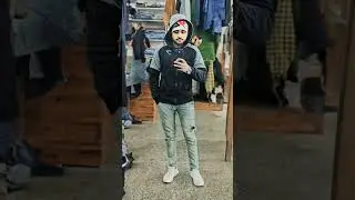 Bikhra hua tha काँच ke jaisa chhoo liya tune.