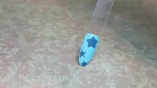 Дизайн ногтей ''Сверкающие звезды''