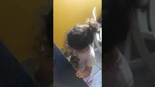 Dançando ao som de MC Bruninho