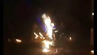 Концерт с огнём брат Софии краевой а Соня моя сестра