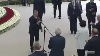 Узбекистон президенти Шавкат Мирзиёев Миромонович юракдаги гапларини айтиб байрам билан табриклади.