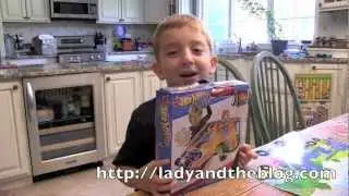 Boy Toy Review: Hot Wheels ZipBin Ramp It Up