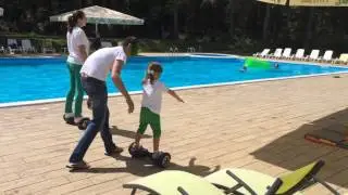 Ева на сигвее. Начало вечерней части корпоратива.