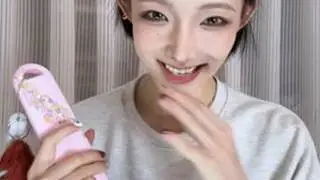 关于我的音乐爱好内向的小女孩也有一个吉他梦恩雅口袋赛博吉他无弦吉他七夕礼物七夕就该弹琴说爱