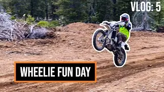 Dirt Bikes, Snow Line, Wheelies, Hunting For Lost Items - VLOG 5 - KTM/Husqvarna