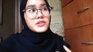 VLOG : My First Vlog, What's In My Bag & Iftar with My Girls