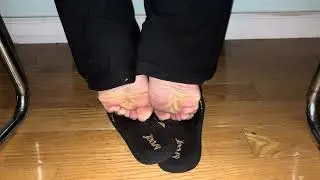 Behind the Soles Shoeplay in Reef Flip Flops