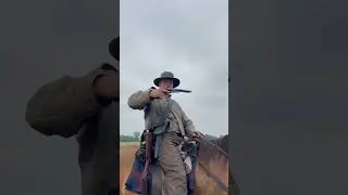 How a Civil War era Cavalry Trooper Would Draw His Revolver from Reverse