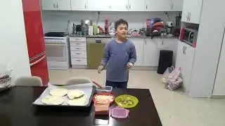 איך מכינים פיצה
