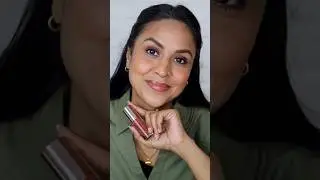 A perfect brown lipgloss #lipstickswatch