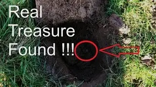 Metal Detecting UK, Awesome Real Treasure Found!