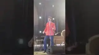 Arctic Monkeys performing Arabella in 2022 🧡 