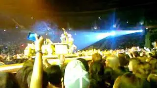 Rihanna live in Oberhausen April 2010 (3)