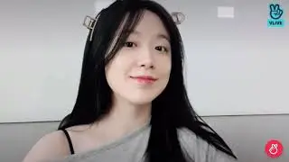 Just Shuhua looking straight to your eyes